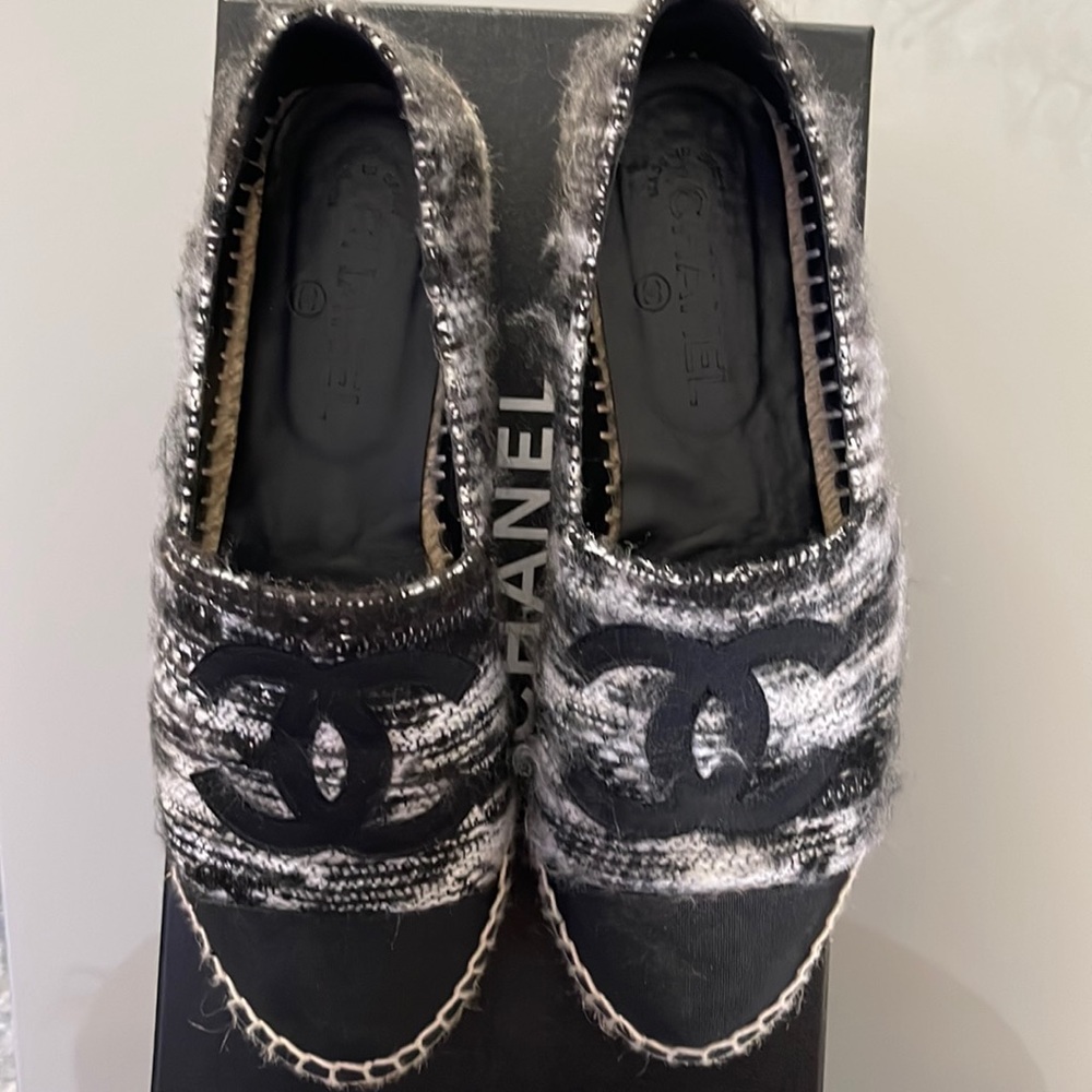 White and black Chanel flats shoes